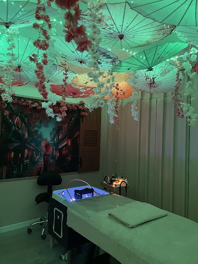 Azantys Beauty Salon & Lounge