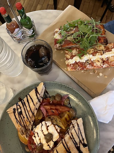 Photo 4 de Square Delicatessen