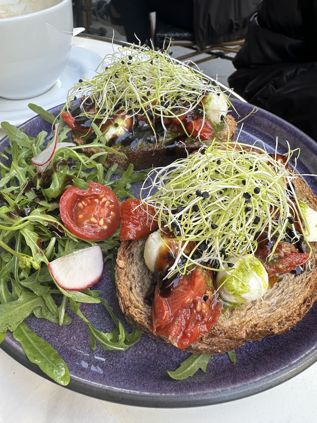 Photo 5 de White Rabbit - Brunch & Co