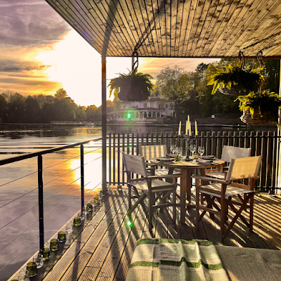 Photo 2 de Brindos, Lac & Château