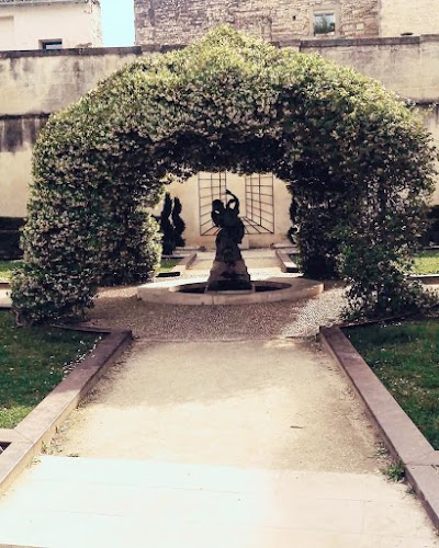 Photo 4 de Jardin du musée du vieux Nimes