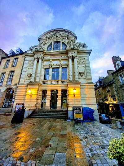 Théâtre Victor Hugo