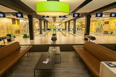 Bowling RhinOr Palace