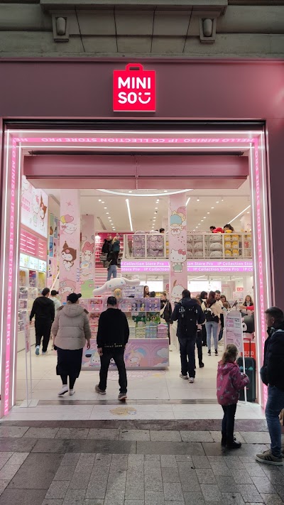 Photo 1 de MINISO