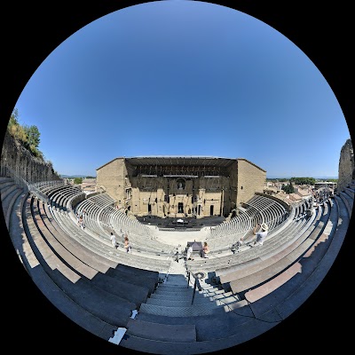 Photo 2 de Théâtre antique d'Orange