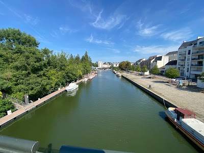 Photo 4 of L'Île de Versailles