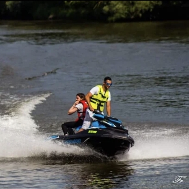 Photo 3 of Jet ski sur la Moselle 
