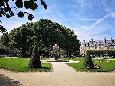 Photo 2 de Place des Vosges