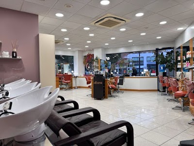 Photo 4 of Camille Albane - Coiffeur Valenciennes