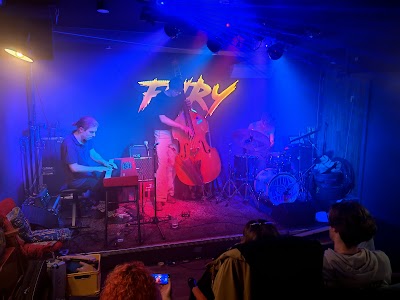 Photo 3 de Fury Bar