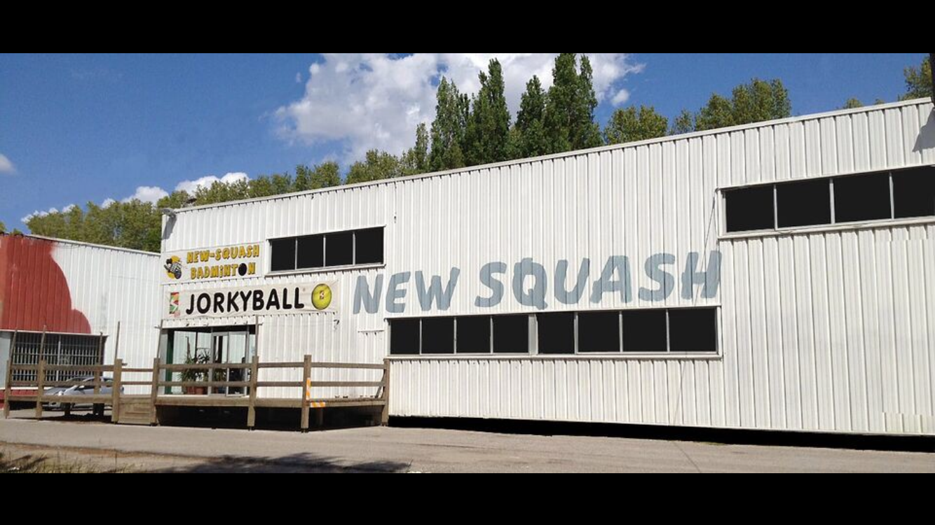 New Squash Et Badminton