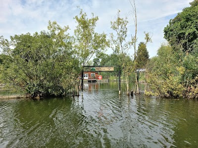 Photo 4 de Les Hortillonnages : visites guidées en barque à cornet traditionnelle