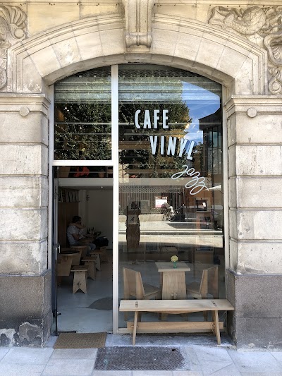 Photo 1 de izi cafe de spécialité audiophile jazz vinyles