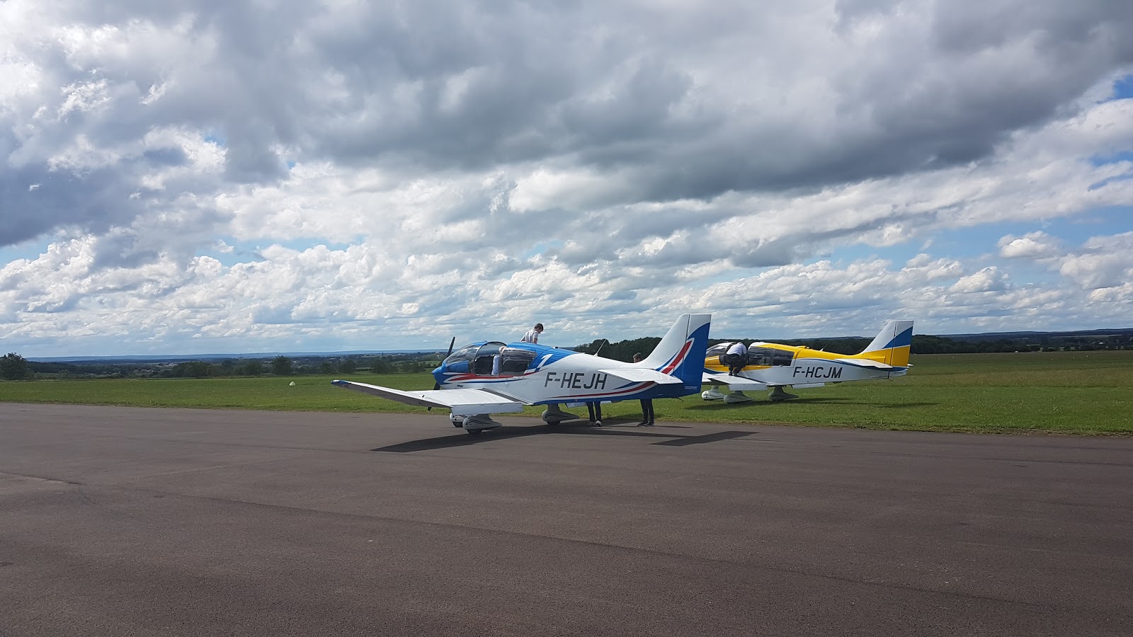 Photo 2 de Aérodrome Doncourt Les Conflans