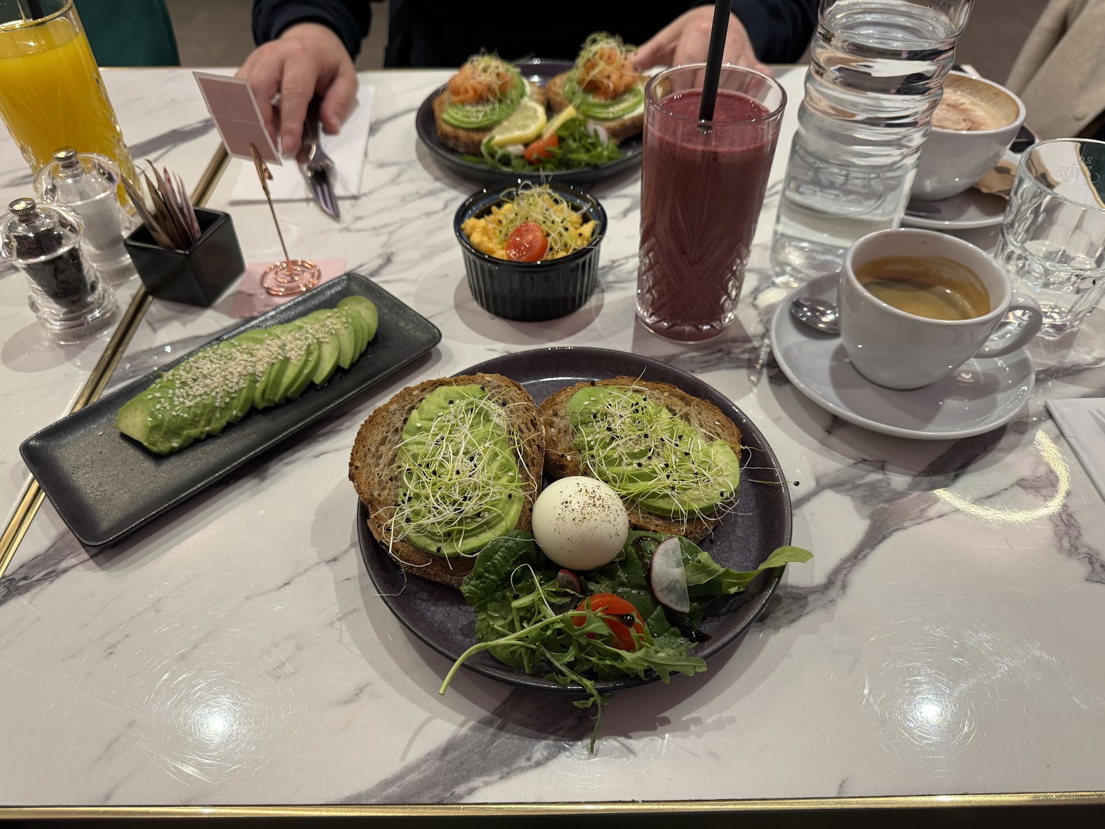 Photo 3 de White Rabbit - Brunch & Co