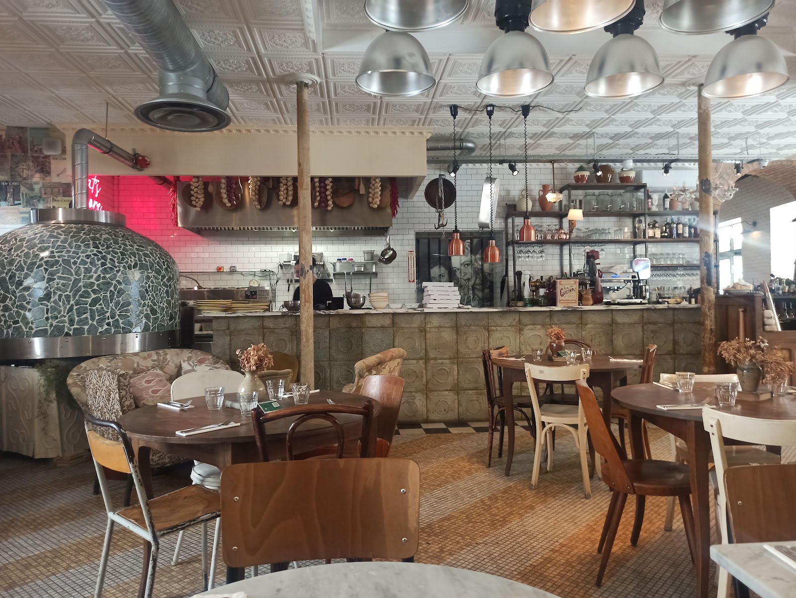 The Little Italy Shop restaurant italien