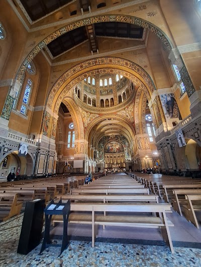 Photo 2 de Basilique de lisieux