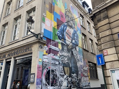 Garde Robe Manneken Pis