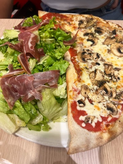 Photo 5 of Signorizza Saran