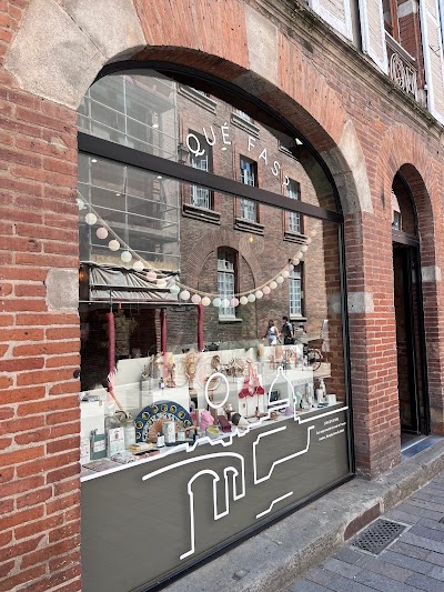 QUÉ FAS? - Concept Store