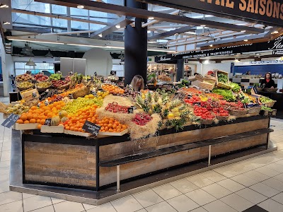 Photo 3 of CENTRE COMMERCIAL LES HALLES DU BEFFROI