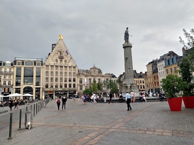 Photo 2 de Place du Général de Gaulle