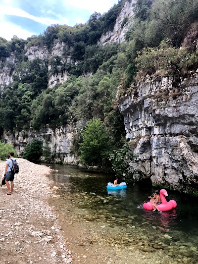 Photo 4 of Les berges du Loup