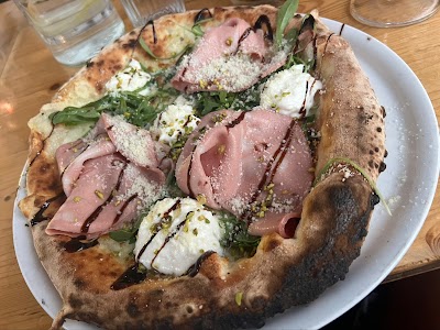 Photo 3 de LA BELLA PIZZA