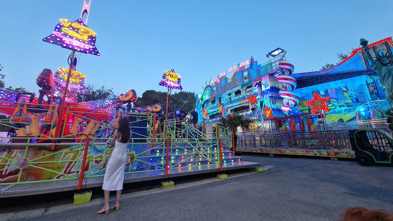 Photo 3 de Antibes Land Park
