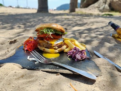Photo 2 de O'Sullivans By the Beach, Bar / Pub