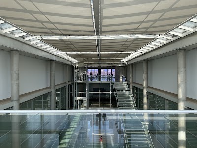 Photo 3 de Carré d'Art-Musée d'art contemporain