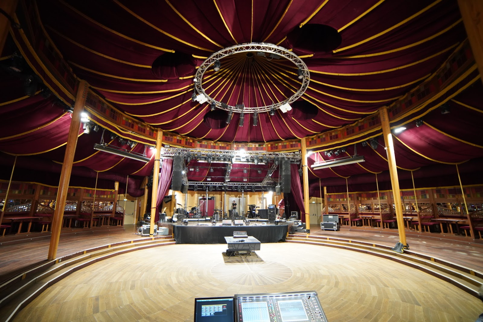 Photo 2 de Cabaret Sauvage