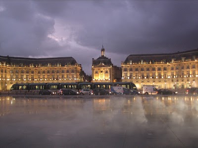 Photo 2 de Place du Parlement