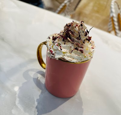 Photo 2 de Yours Café