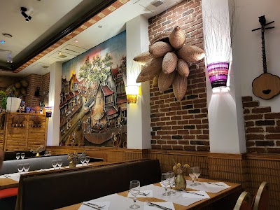 Photo 4 of Viet Quan