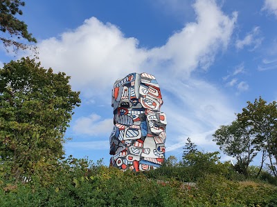 Photo 1 de La Tour aux figures de Jean Dubuffet