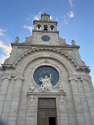 Cité Internationale de la Gastronomie et du Vin