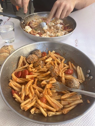 Le Petit Plus by Mimmo