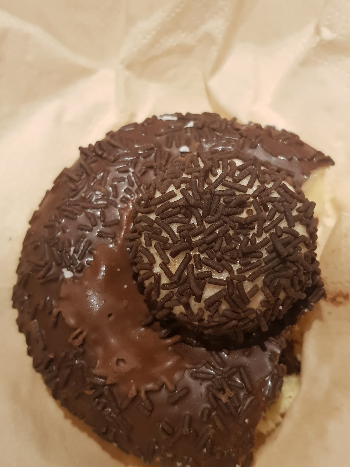 Photo 4 de Quatre Senses Donuts Bubble Tea Chocolat Ovidias Glaces Sandwicherie
