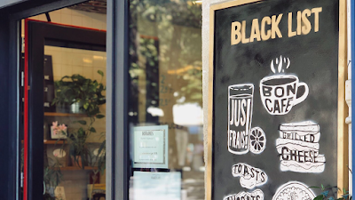 Photo 2 de Black List Café