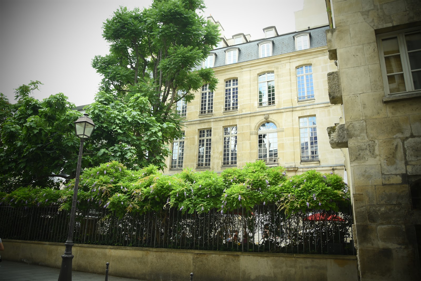 Photo 2 de Maison Européenne de la Photographie