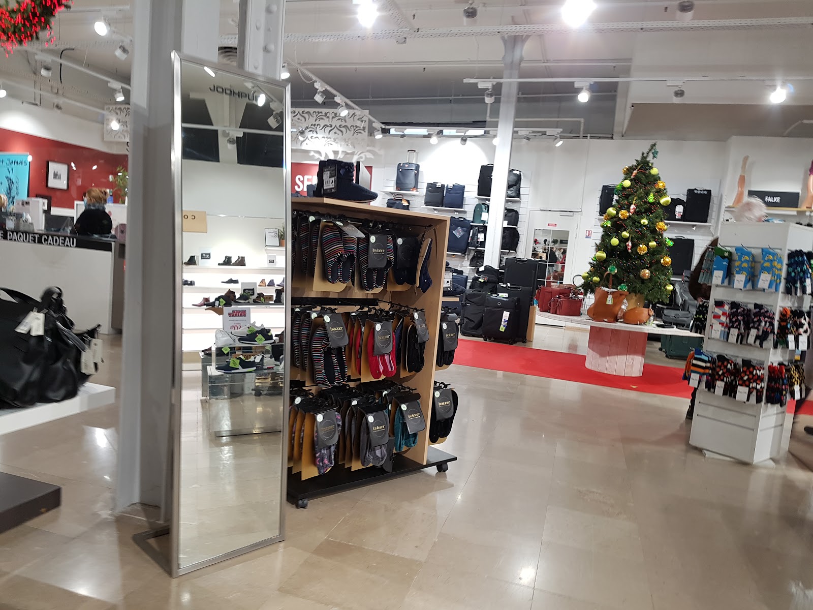 Photo 2 de Galeries Lafayette Beziers
