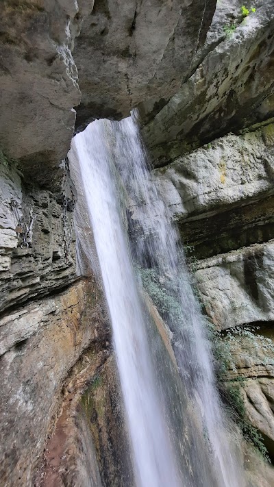 Photo 2 de Cascade d'Angon