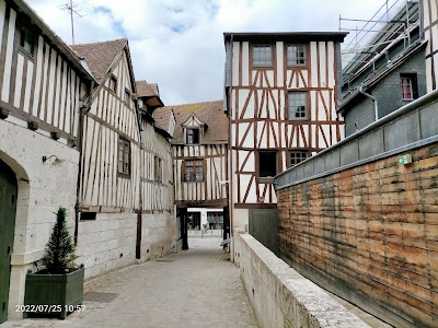 Photo 3 de Aître Saint-Maclou