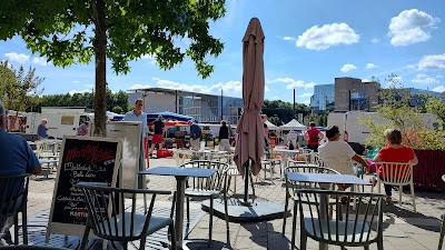 Le Café du Jet D'eau