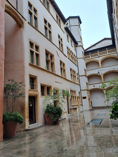 Photo 2 de Musée d'histoire de Lyon - Gadagne