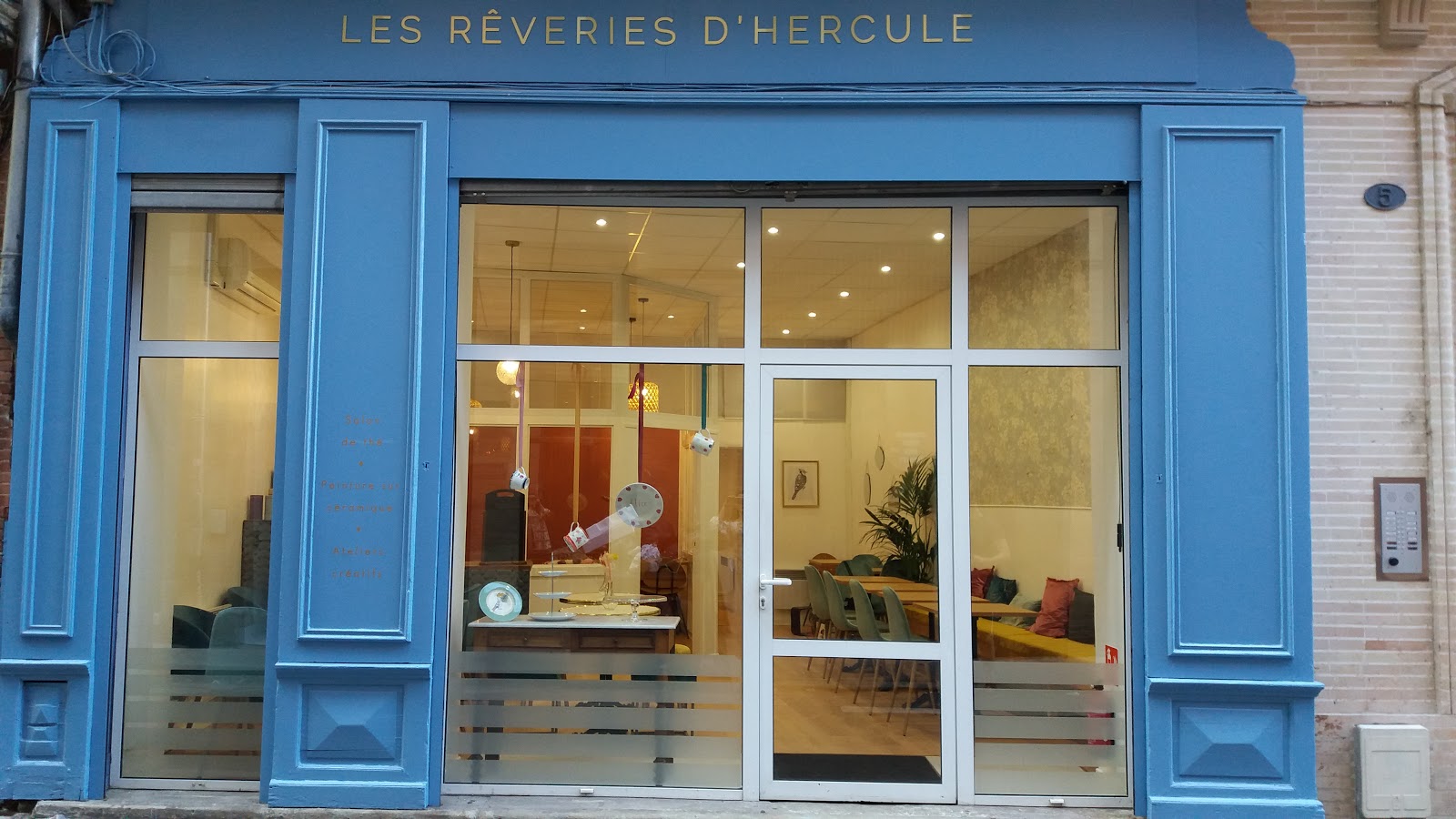 Les Rêveries d'Hercule - Café céramique