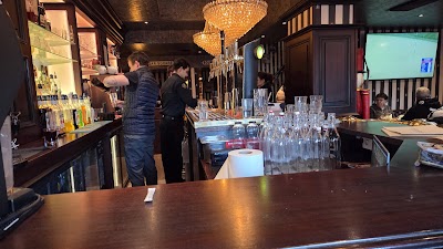 Photo 2 de Au Bureau - Pub et Brasserie