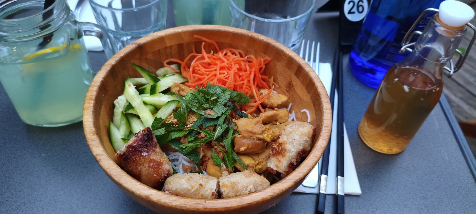 Photo 3 de Chez Bànôi - LYON - Restaurant Vietnamien