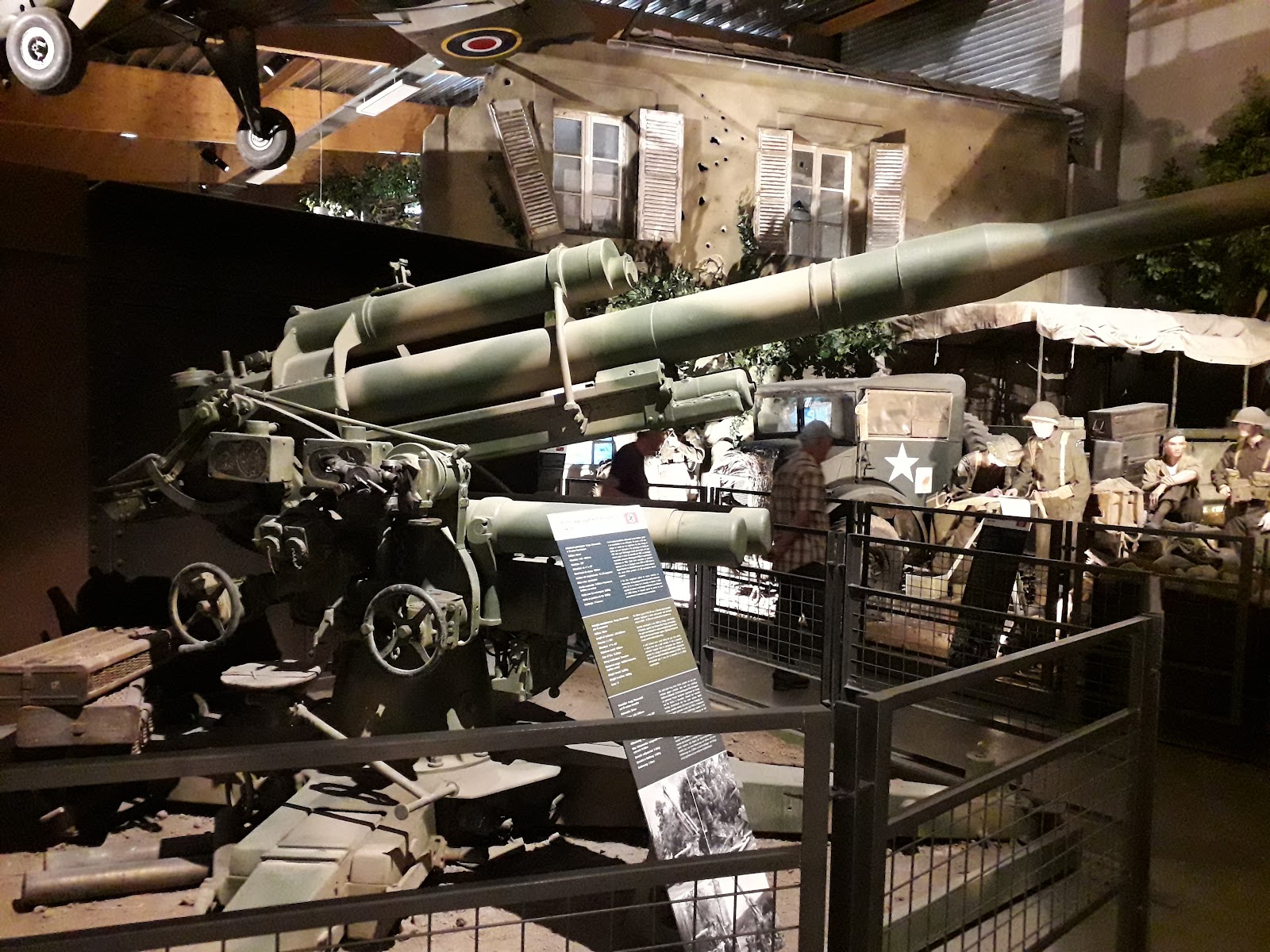 Photo 3 de Overlord Museum